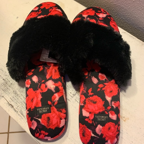 Victoria Secret Slippers - Picture 2 of 5